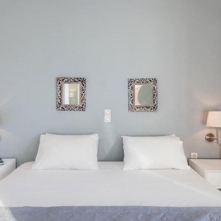 Villa Life Agia Marina Стая снимка