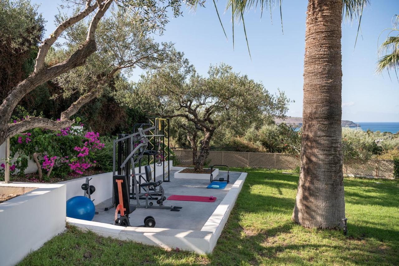 Villa Life Agia Marina Екстериор снимка