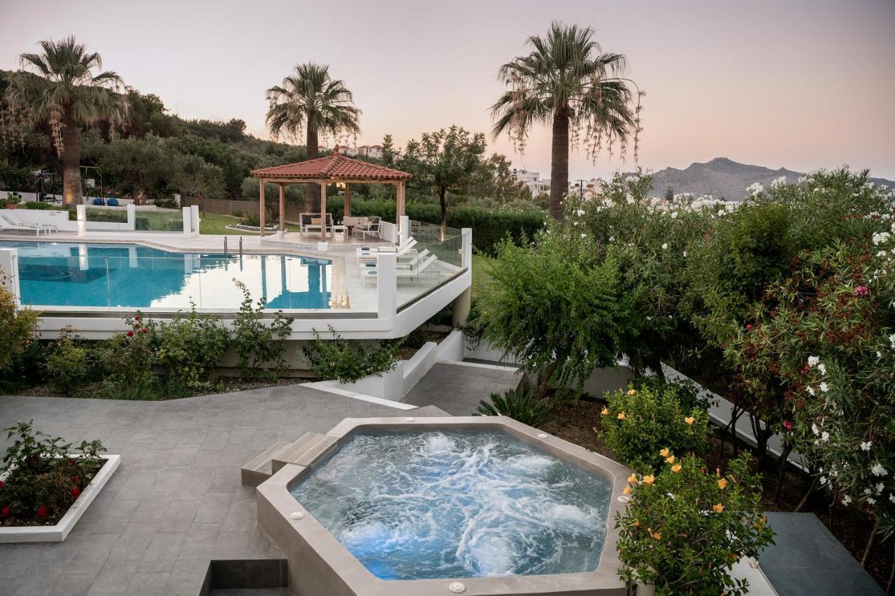 Villa Life Agia Marina Екстериор снимка