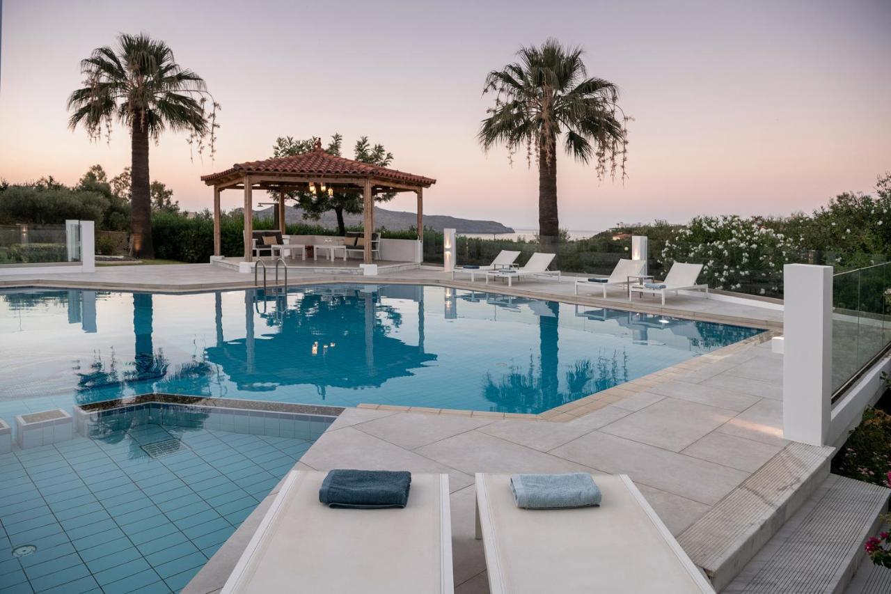 Villa Life Agia Marina Екстериор снимка