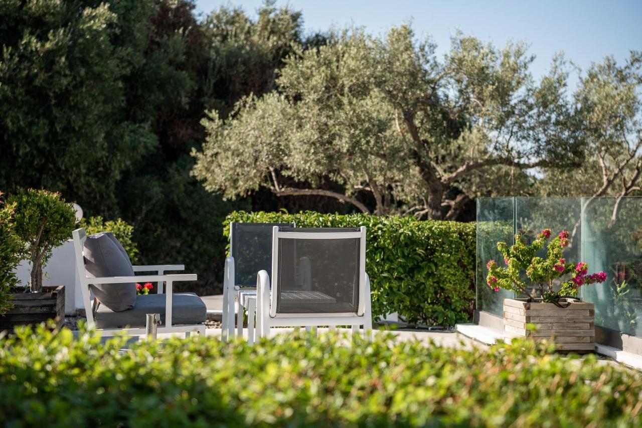 Villa Life Agia Marina Екстериор снимка