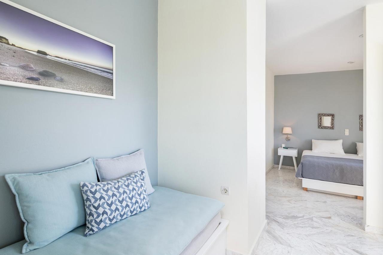 Villa Life Agia Marina Екстериор снимка